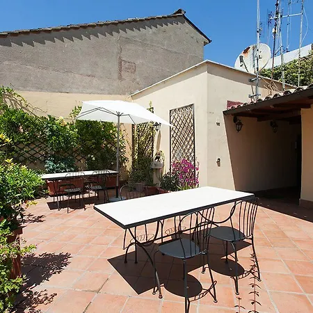 Clock Terrace House Apartment