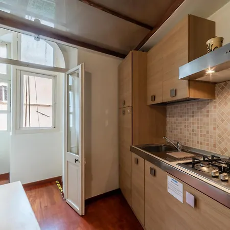 Clock Terrace House דירה רומא